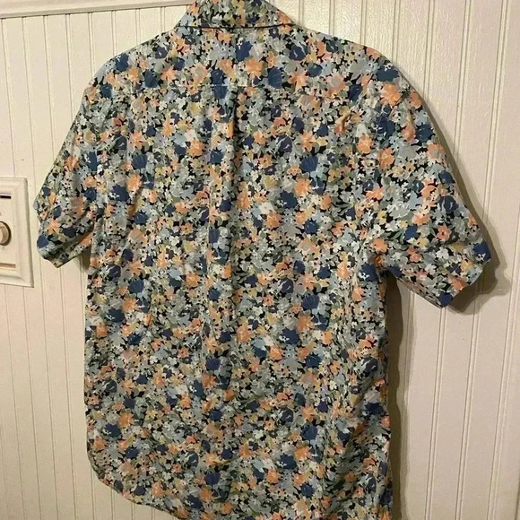 J. Crew Secret Wash Shirting classic fit button up - Picture 5 of 7